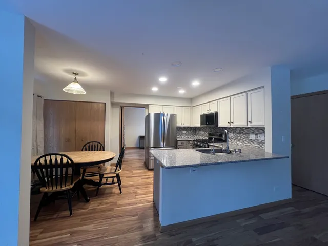 $2,800 | 11800 Niagra Lane, Huntley, IL 60142