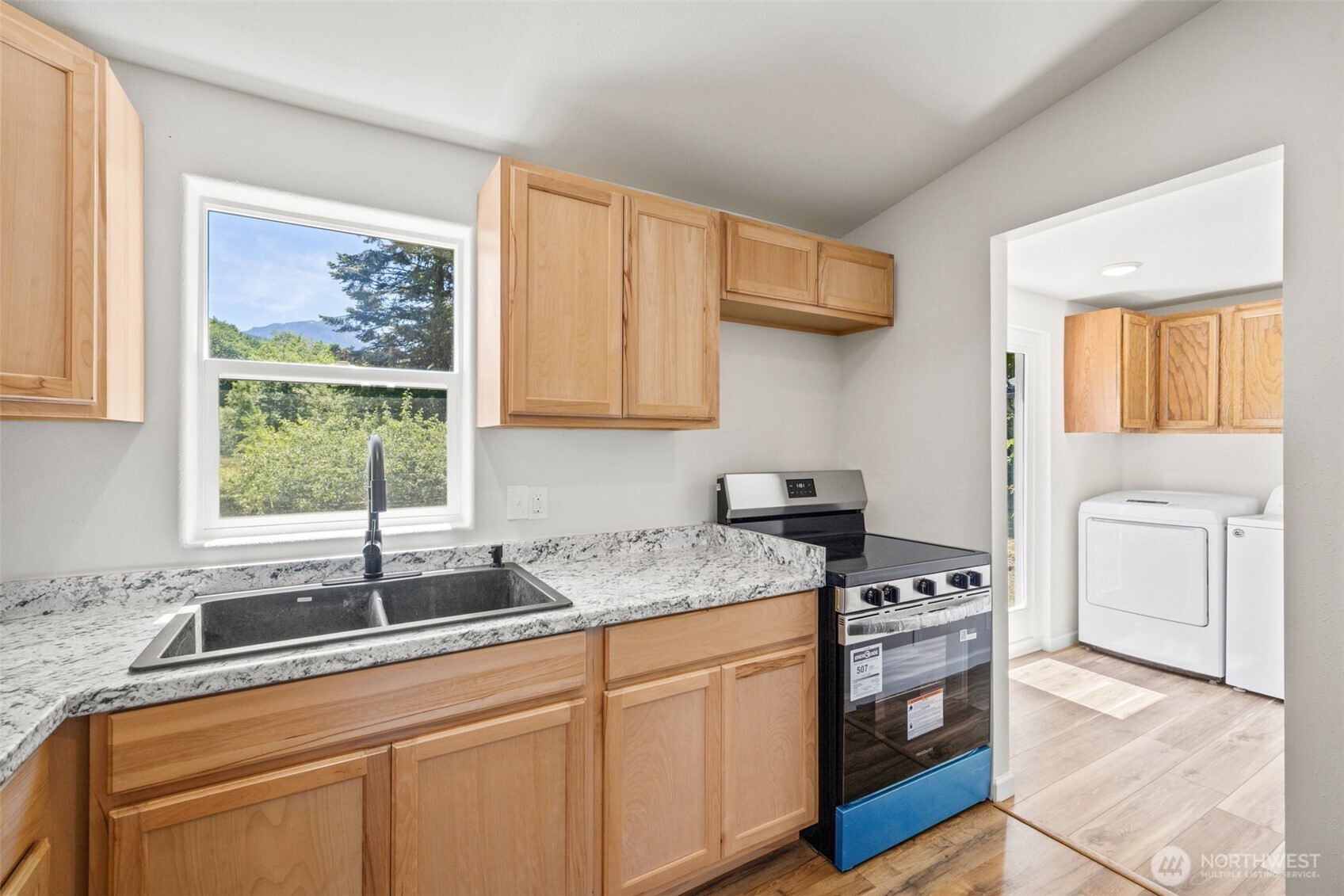 1806 Monroe Road Port Angeles, WA 98362 - Photo 14 of 40 Gallery Image 14