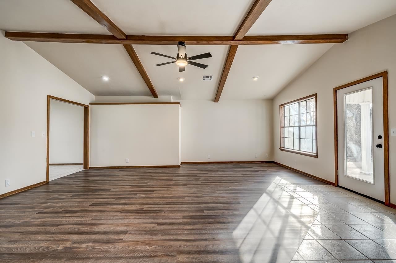 1006 Kaw Street Perry, OK 73077 - Photo 11 of 38 Gallery Image 11