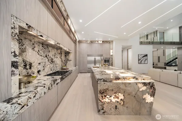 $2,650,000 | 4599 Northwest 71st Avenue, Camas, WA 98607