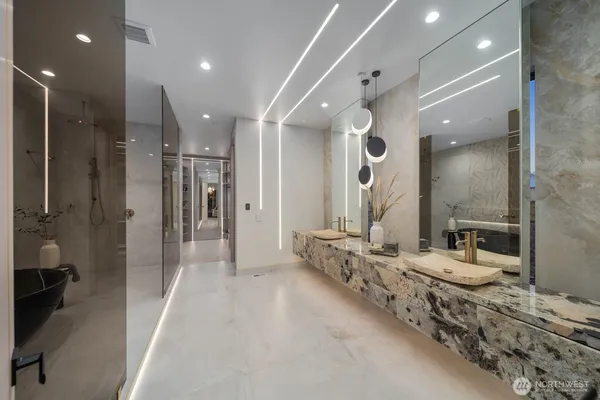 $2,650,000 | 4599 Northwest 71st Avenue, Camas, WA 98607