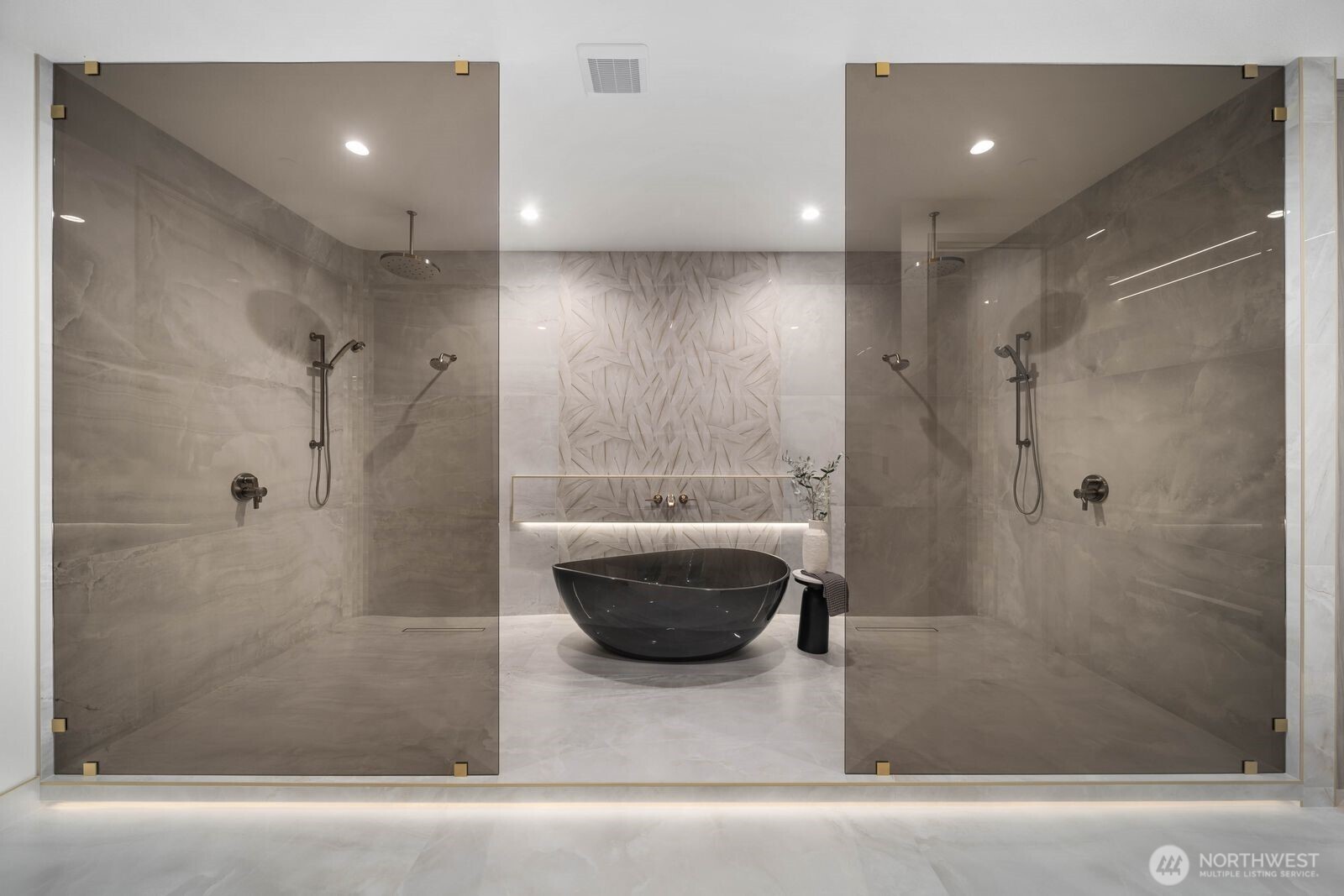 4599 Northwest 71st Avenue Camas, WA 98607 - Photo 26 of 40 a bathroom with a shower