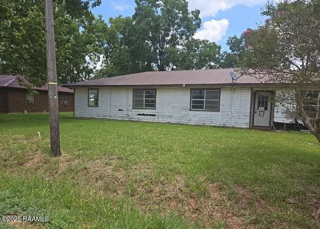 $19,900 | 399 Voorhies Lane, Moreauville, LA 71355