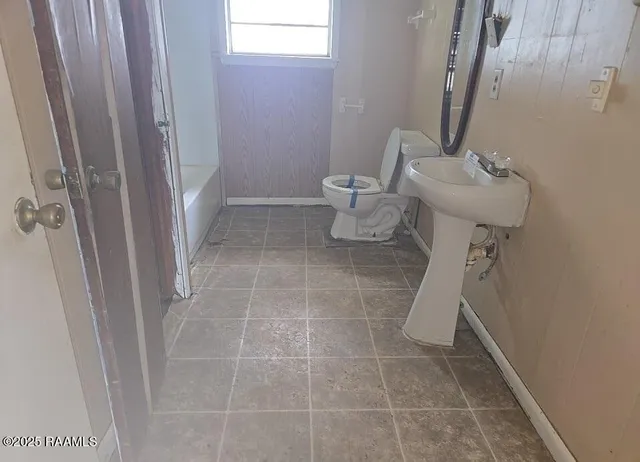 $19,900 | 399 Voorhies Lane, Moreauville, LA 71355