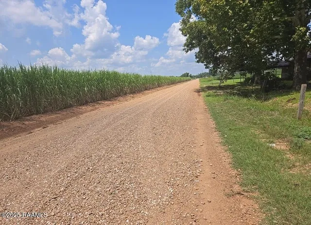 $19,900 | 399 Voorhies Lane, Moreauville, LA 71355