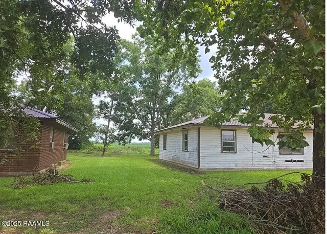 $19,900 | 399 Voorhies Lane, Moreauville, LA 71355