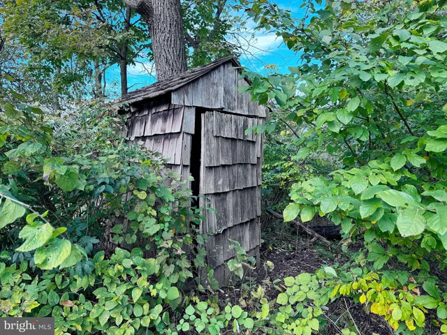 $699,399 | 3371 Mathews Lane, Alburtis, PA 18011