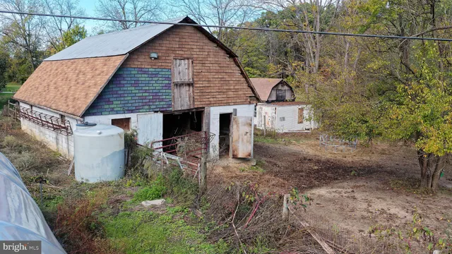 $699,399 | 3371 Mathews Lane, Alburtis, PA 18011