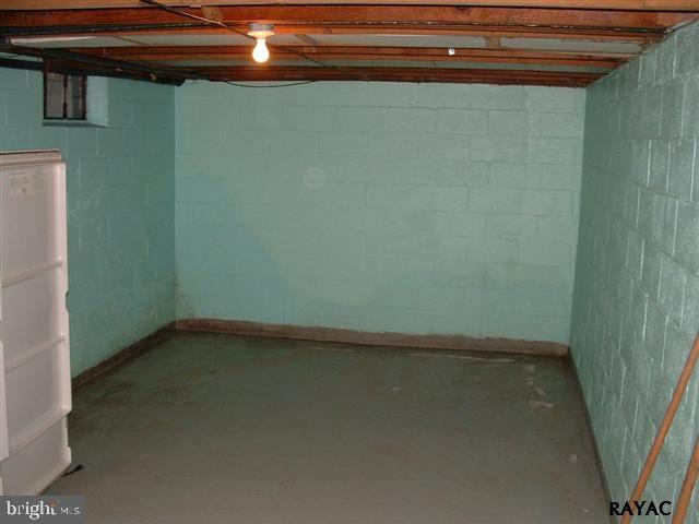 3481 Carlisle Road Dover, PA 17315 - Photo 13 of 17 Gallery Image 13