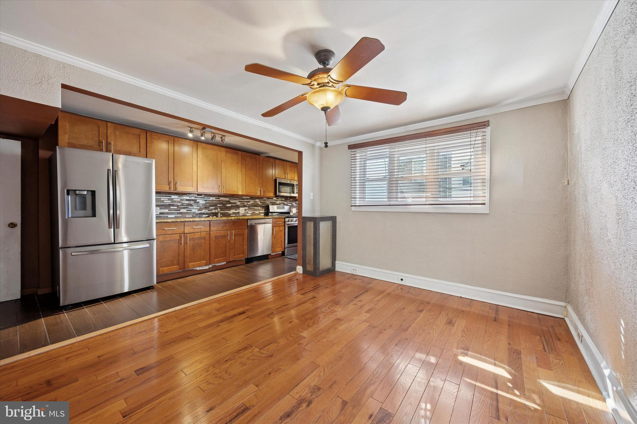 6618 Lotus Road Philadelphia, PA 19151 - Photo 5 of 15 Gallery Image 5