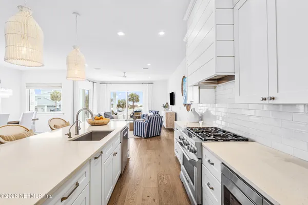 $2,190,000 | 102 19th Avenue North, Jacksonville Beach, FL 32250