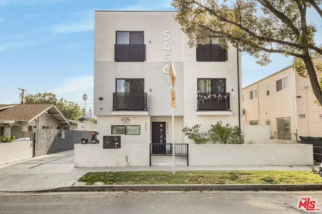 $3,300,000 | 5456 Barton Avenue, Los Angeles, CA 90038