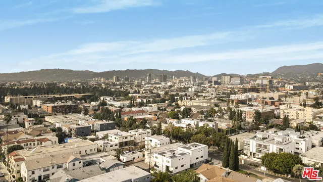 $3,300,000 | 5456 Barton Avenue, Los Angeles, CA 90038