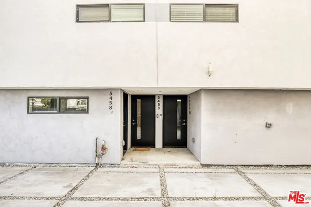 $3,300,000 | 5456 Barton Avenue, Los Angeles, CA 90038