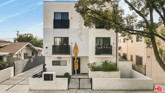 $3,300,000 | 5456 Barton Avenue, Los Angeles, CA 90038