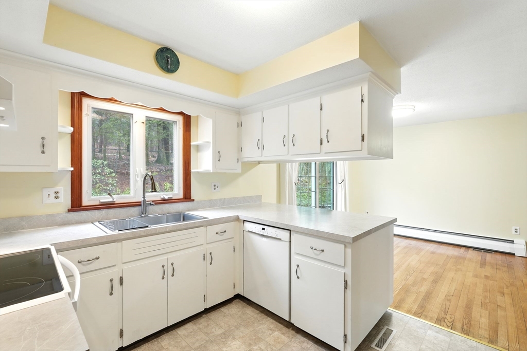 414 Chesterfield Road Northampton, MA 01053 - Photo 17 of 41