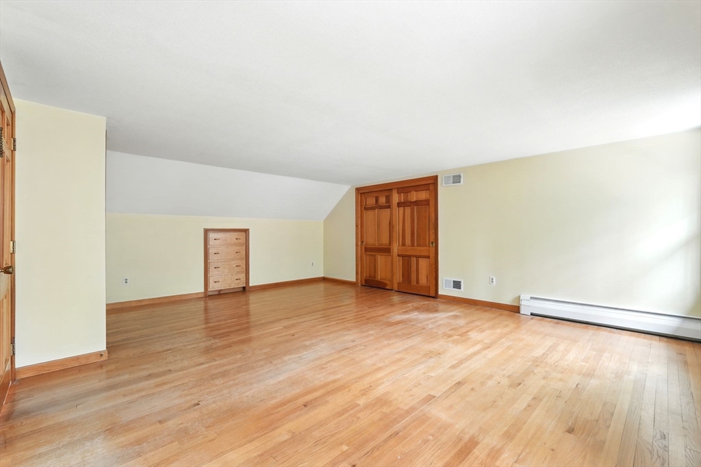 414 Chesterfield Road Northampton, MA 01053 - Photo 23 of 41