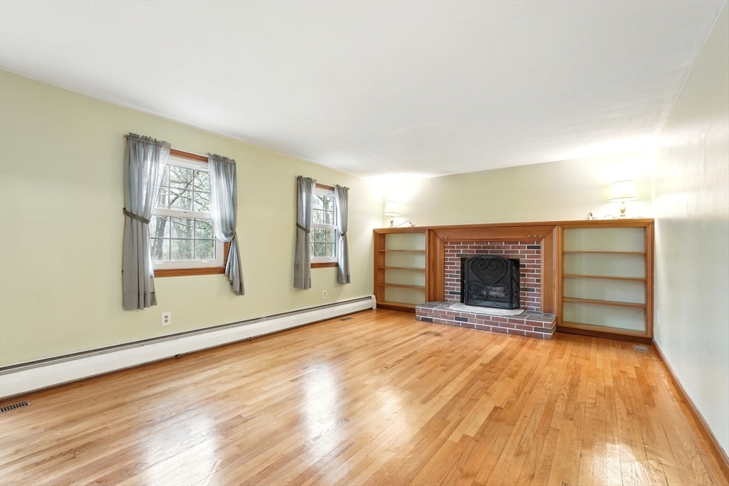 414 Chesterfield Road Northampton, MA 01053 - Photo 8 of 41