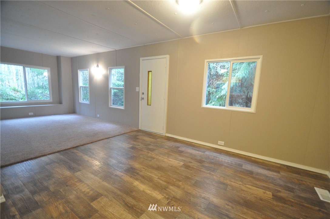 901 East Phillips Lake Loop Road Shelton, WA 98584 - Photo 15 of 25 Gallery Image 15