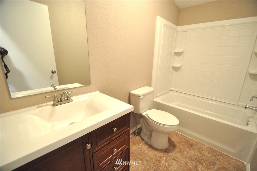 901 East Phillips Lake Loop Road Shelton, WA 98584 - Photo 9 of 25 Gallery Image 9