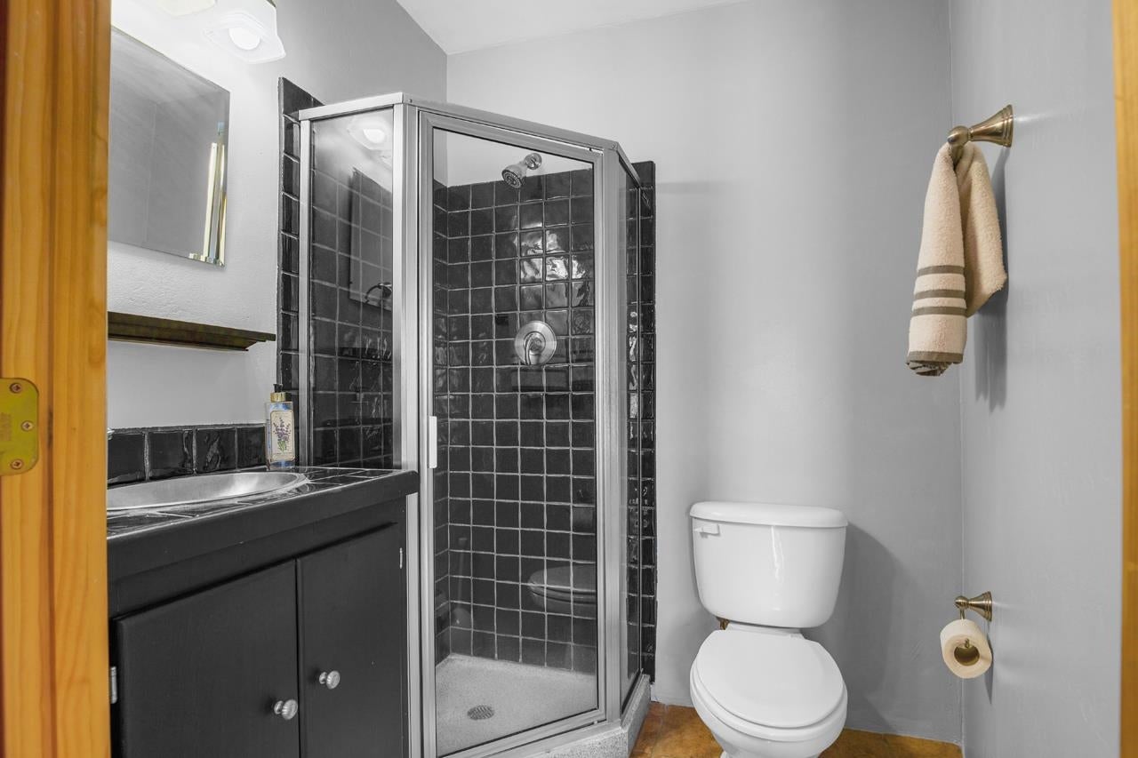 18 Comanche Road, Unit 32 El Prado, NM 87529 - Photo 17 of 30 Gallery Image 17