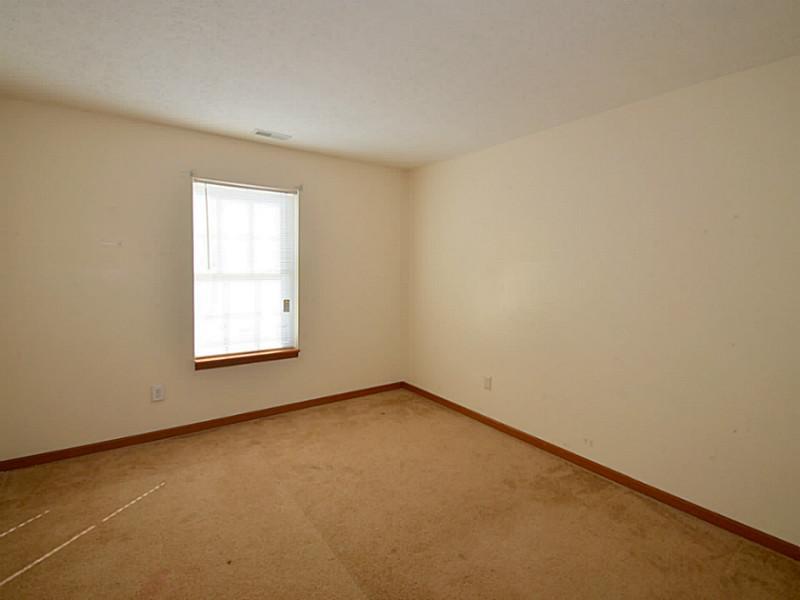 11703 Rothe Way Indianapolis, IN 46229 - Photo 15 of 24 Gallery Image 15