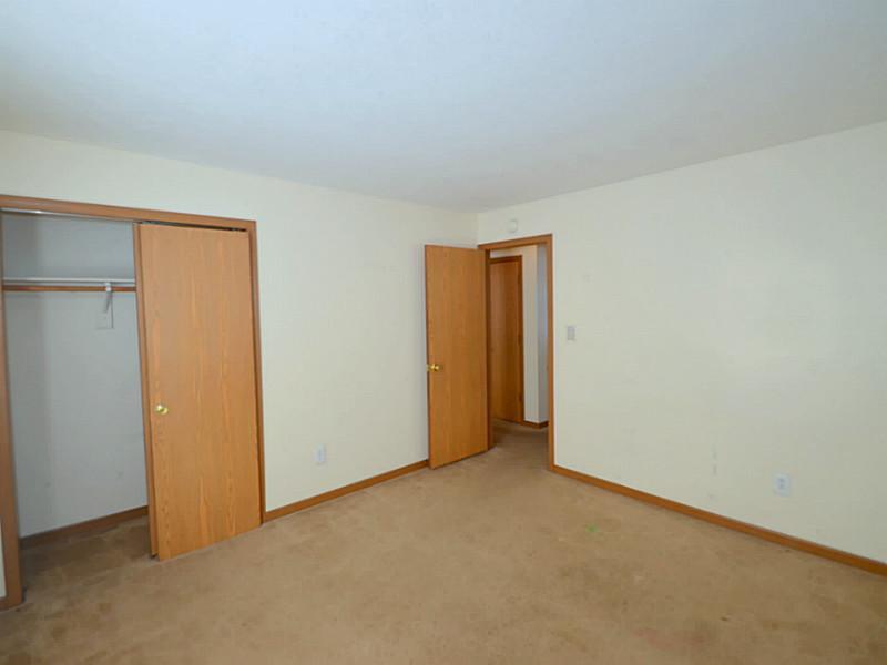 11703 Rothe Way Indianapolis, IN 46229 - Photo 17 of 24 Gallery Image 17
