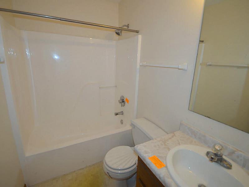 11703 Rothe Way Indianapolis, IN 46229 - Photo 19 of 24 Gallery Image 19