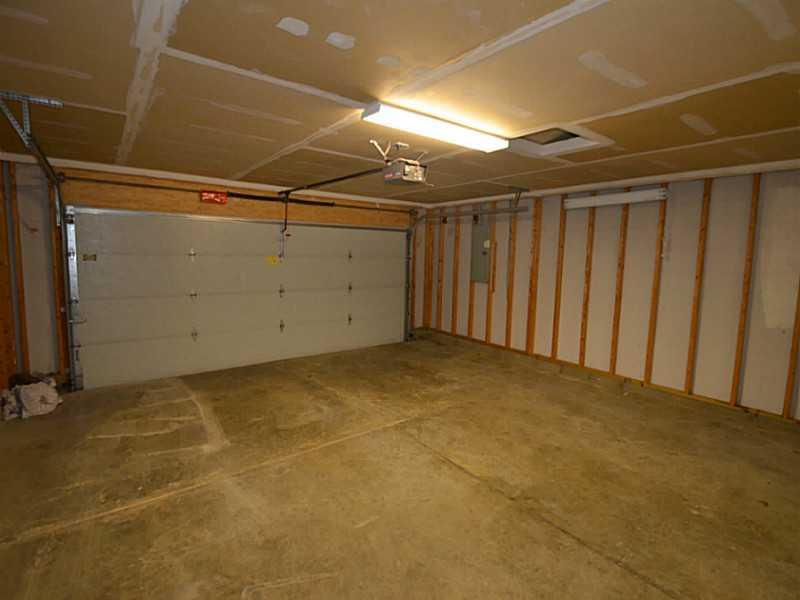 11703 Rothe Way Indianapolis, IN 46229 - Photo 21 of 24 Gallery Image 21