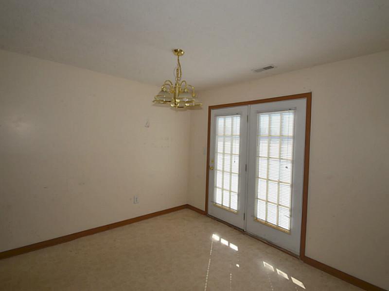 11703 Rothe Way Indianapolis, IN 46229 - Photo 9 of 24 Gallery Image 9