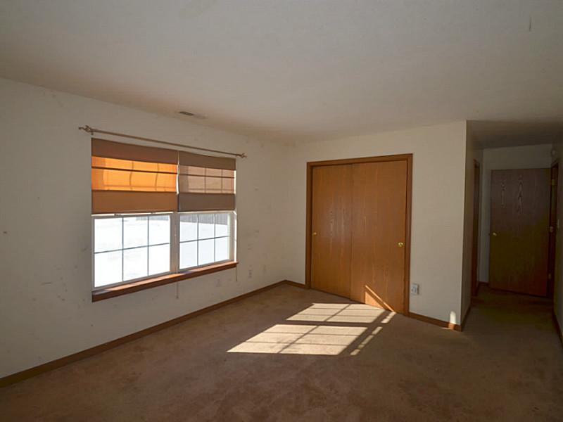 11703 Rothe Way Indianapolis, IN 46229 - Photo 10 of 24 Gallery Image 10