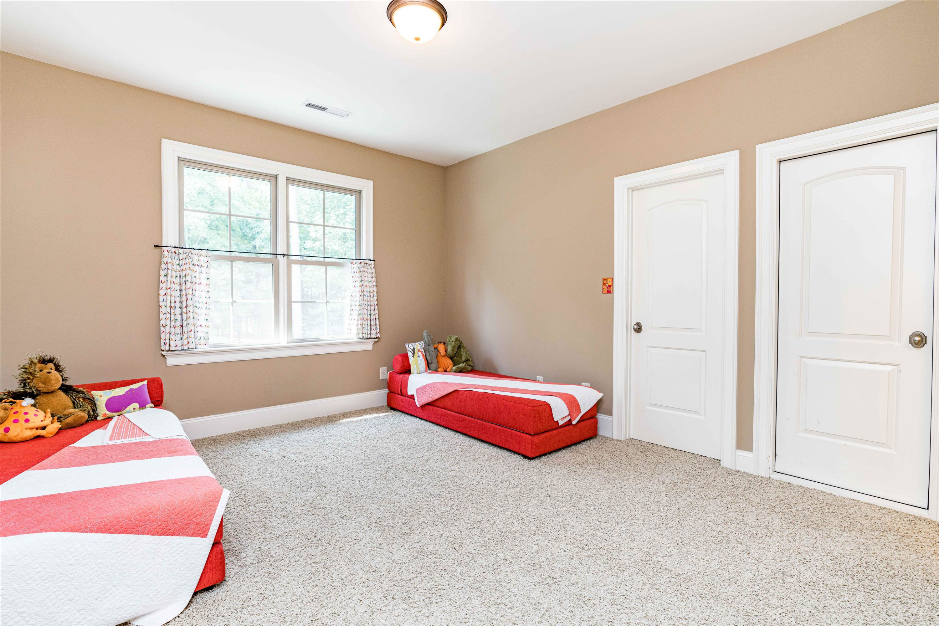 2415 Trenton Woods Way Raleigh, NC 27607 - Photo 37 of 48 Photo 37