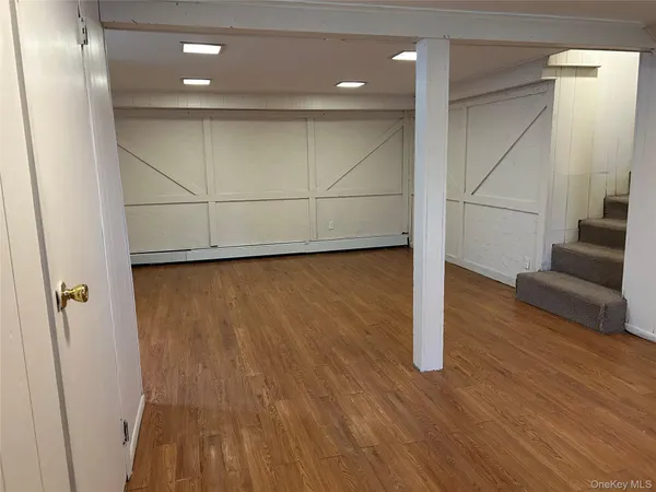 $5,200 | 33 Ava Drive, Syosset, NY 11791