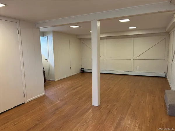 $5,200 | 33 Ava Drive, Syosset, NY 11791