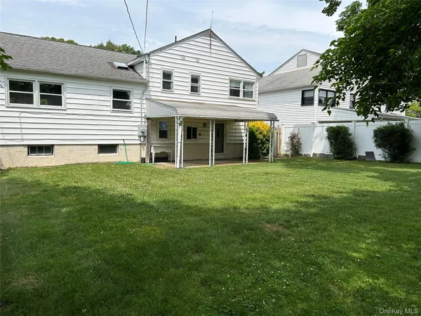 $5,200 | 33 Ava Drive, Syosset, NY 11791