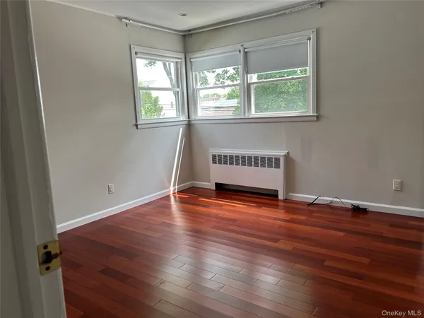 $5,200 | 33 Ava Drive, Syosset, NY 11791