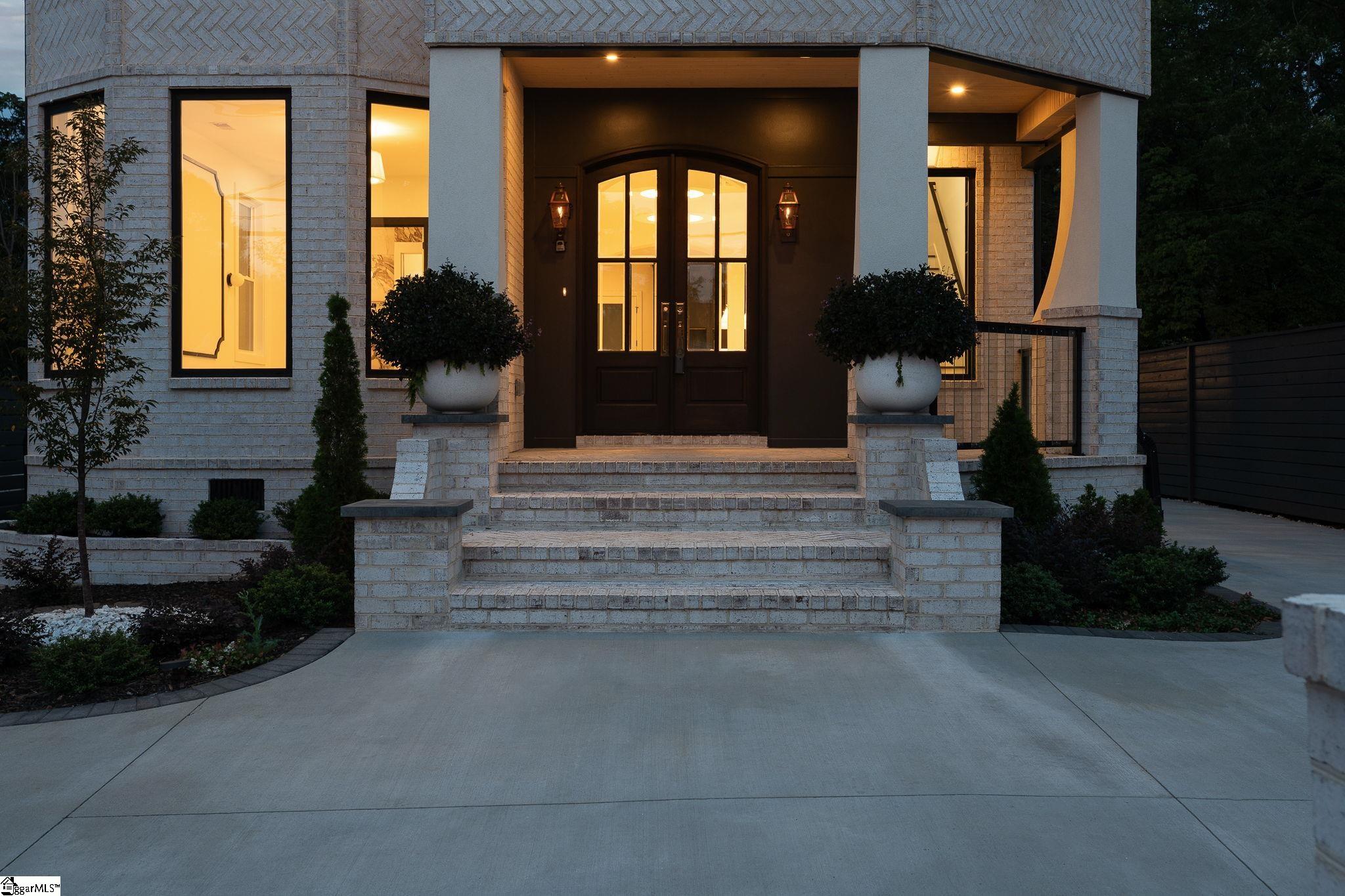 205 Parkins Mill Road Greenville, SC 29607 - Photo 4 of 48 Gallery Image 4