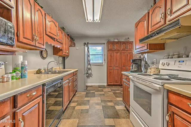 $297,500 | 270 Alders Place Extension, Bristol, TN 37620