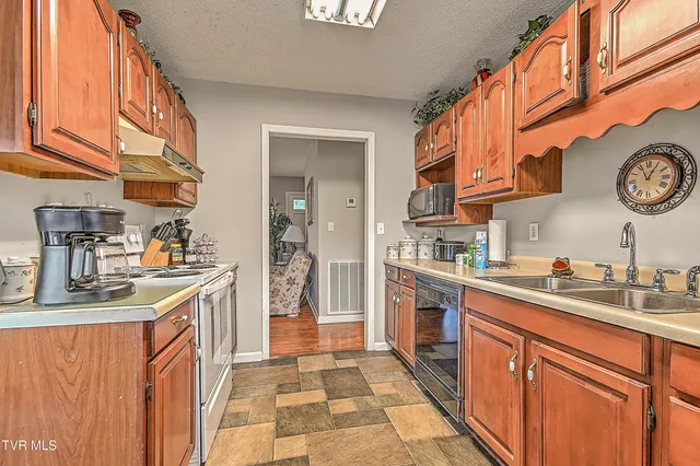 $297,500 | 270 Alders Place Extension, Bristol, TN 37620