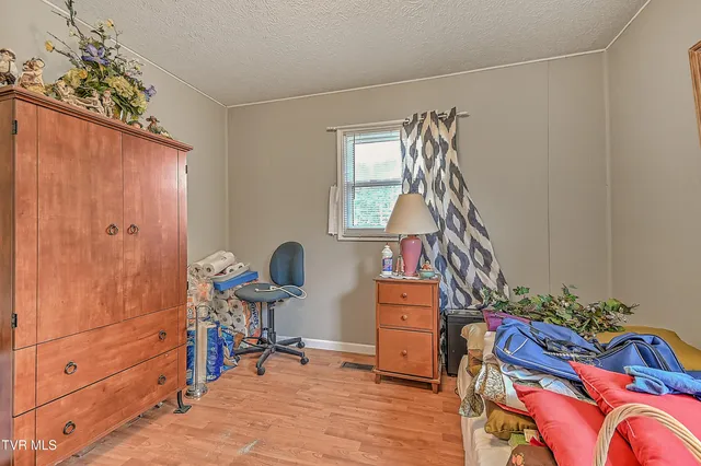 $297,500 | 270 Alders Place Extension, Bristol, TN 37620