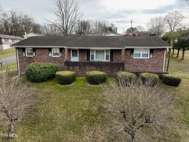 $297,500 | 270 Alders Place Extension, Bristol, TN 37620