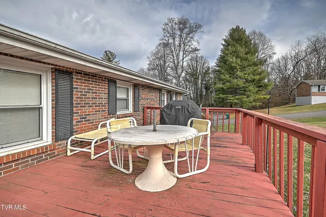 $297,500 | 270 Alders Place Extension, Bristol, TN 37620
