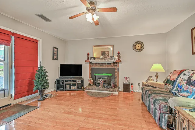 $297,500 | 270 Alders Place Extension, Bristol, TN 37620