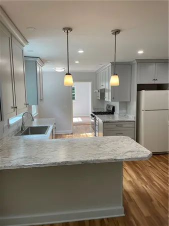 $2,900 | 3765 East Avenue, Pittsford, NY 14618