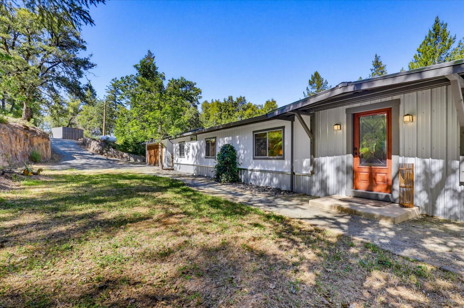 27398 Cape Horn Road Colfax, CA 95713 - Photo 8 of 57