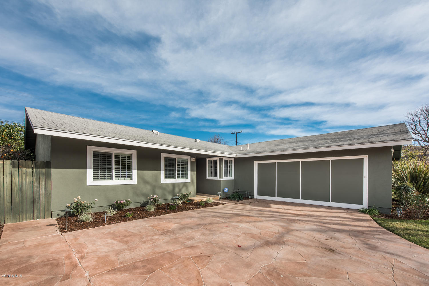 798 Appleton Road Simi Valley, CA 93065 - Photo 20 of 31 front view of a house with a yard