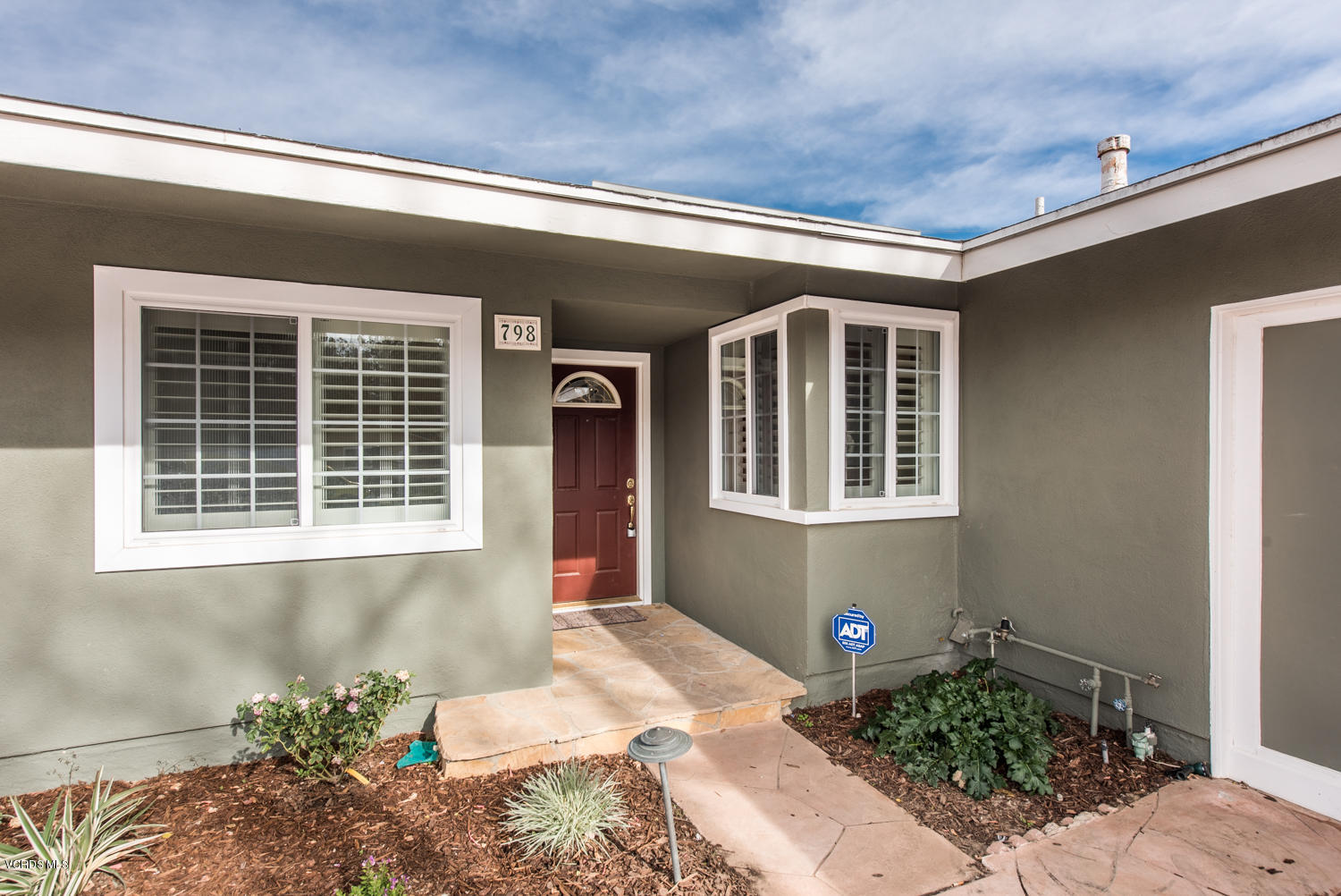798 Appleton Road Simi Valley, CA 93065 - Photo 21 of 31 a front view of a house