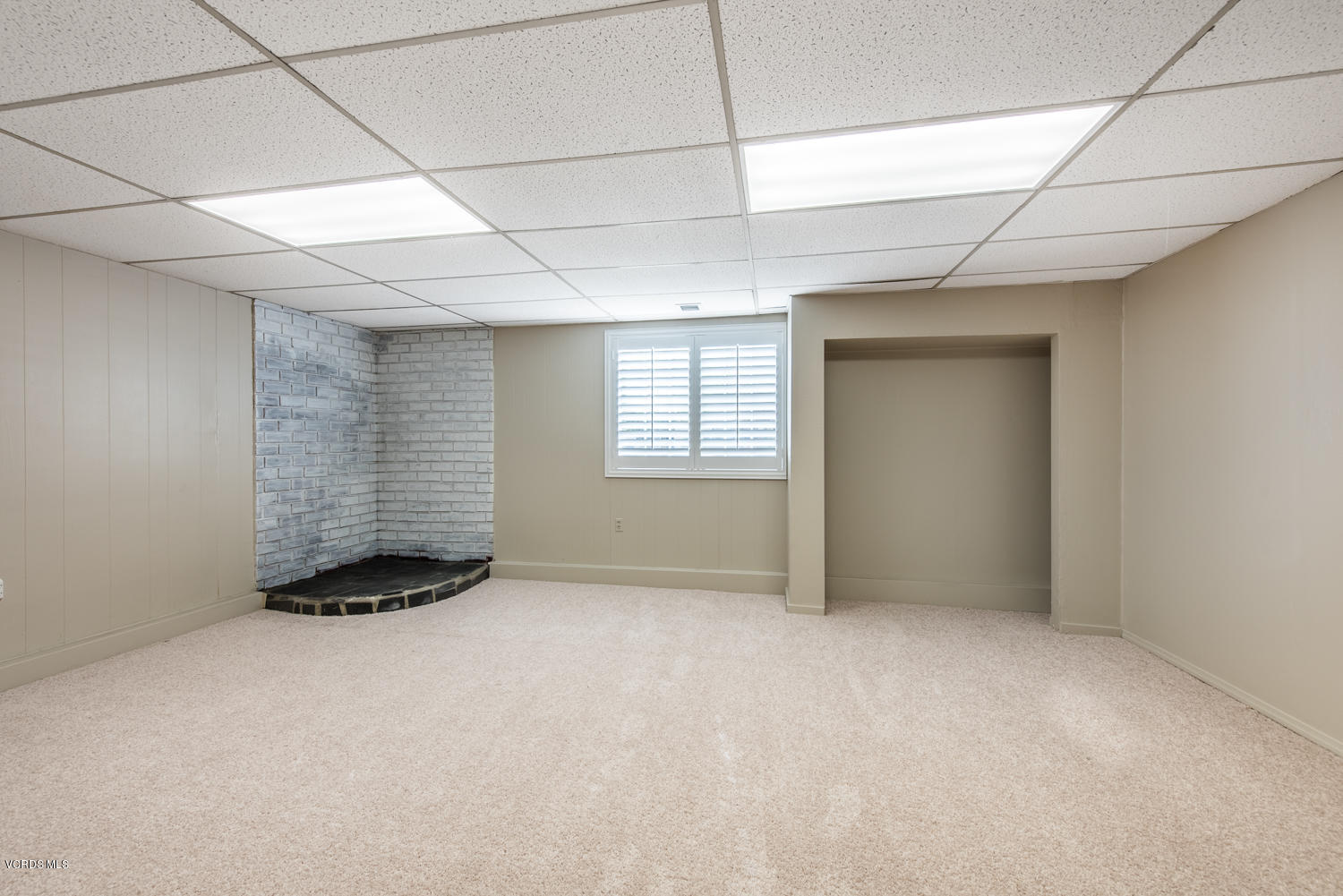 798 Appleton Road Simi Valley, CA 93065 - Photo 29 of 31 a view of an empty room with a window