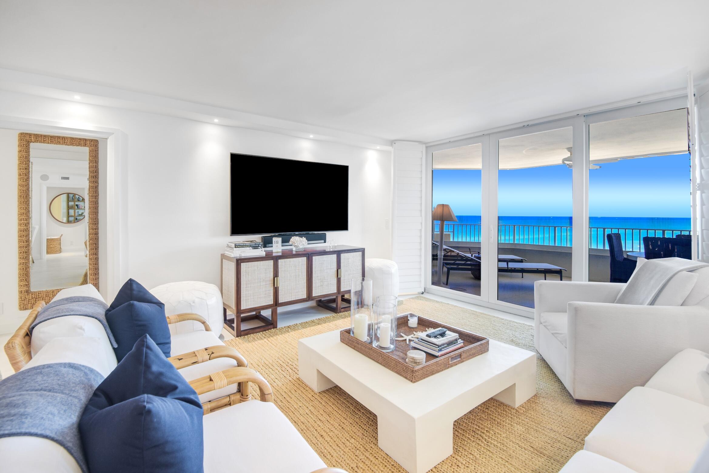 550 South Ocean Boulevard, Unit 1204 Boca Raton, FL 33432 - Photo 3 of 50 Living Room