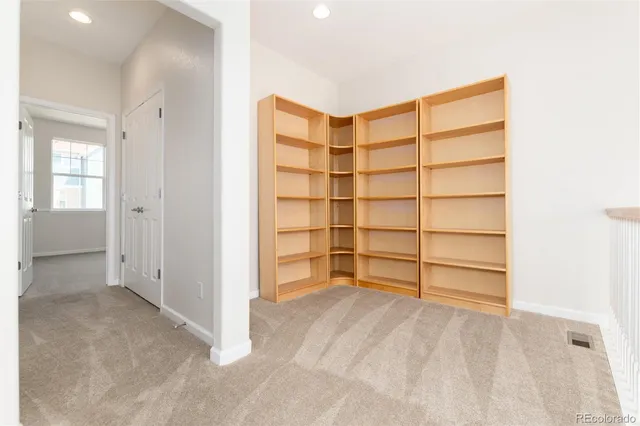 $574,000 | 9646 West Hinsdale Place, Littleton, CO 80128